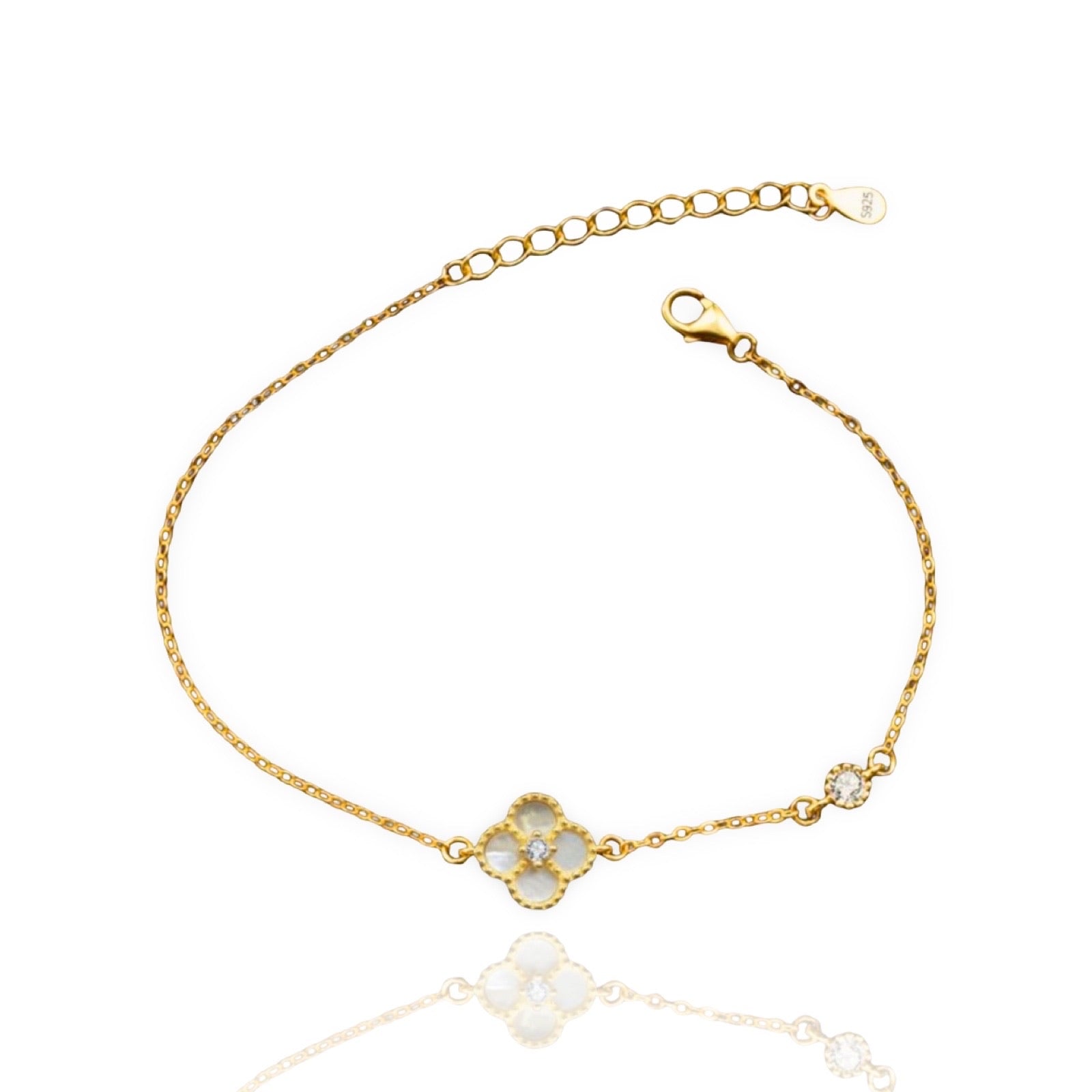 Single Clover Bracelet